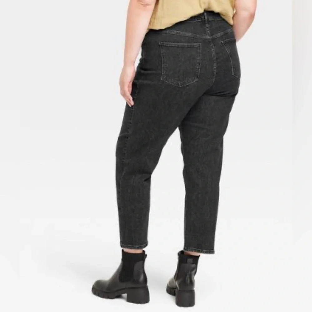 Women's High-Rise Slim Straight Jeans - Universal Thread™ - Black - Sz 22W